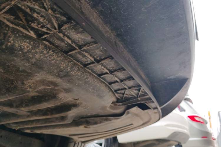 Used Volkswagen Magotan  Chassis Rear Left