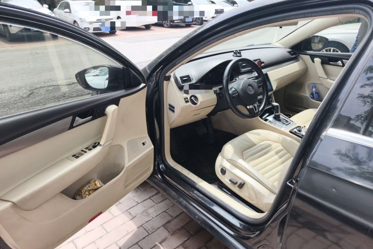Used Volkswagen Magotan 2012 Revised Version 1.8TSI Leading Edition Driver Seat