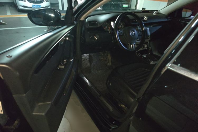 Used Volkswagen Magotan 2012 1.8TSI Luxury Model Driver Seat