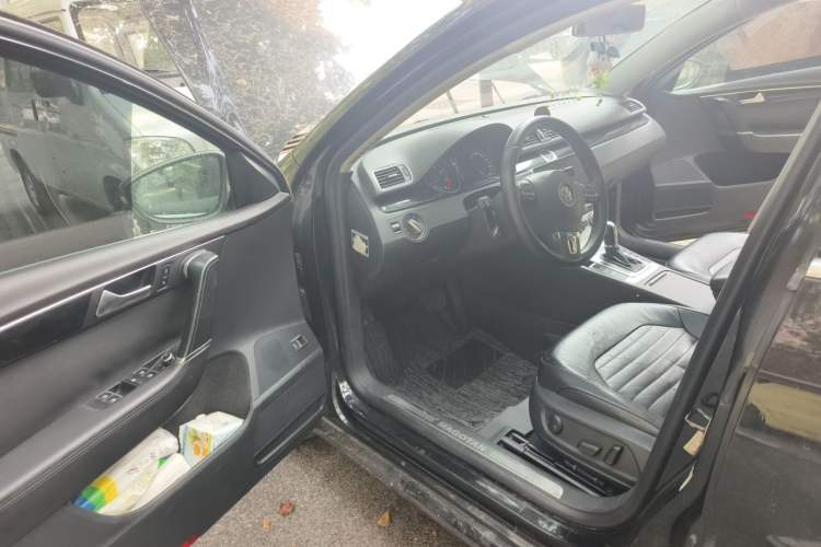 Used Volkswagen Magotan 2012 Revised 1.8TSI Luxury Version Driver Seat