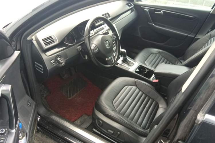 Used Volkswagen Magotan 2012 Revised 1.8TSI Luxury Version Driver Seat