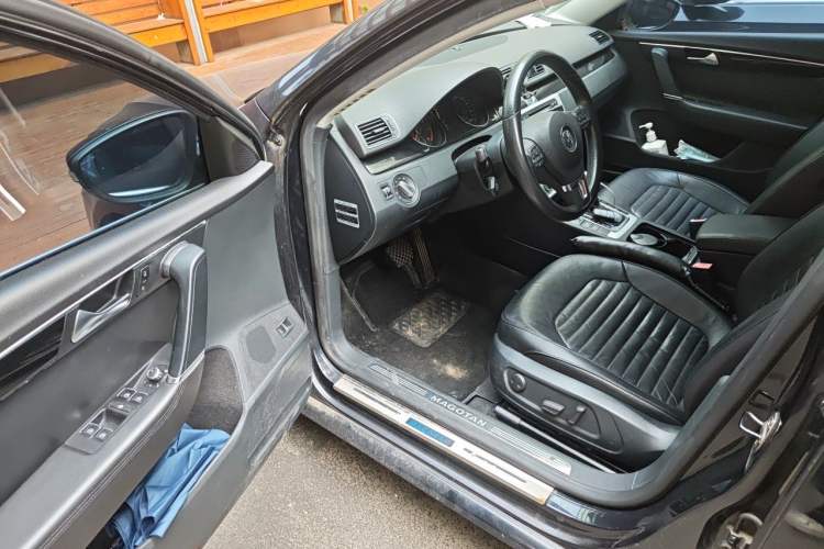 Used Volkswagen Magotan 2012 Revised 1.8TSI Luxury Version Driver Seat