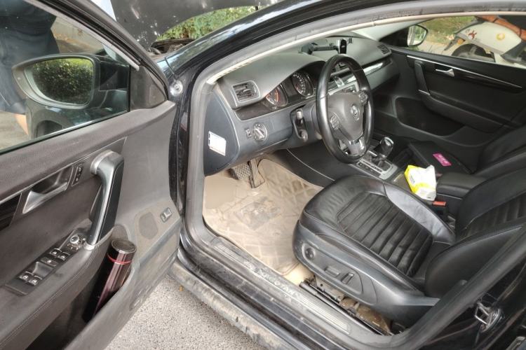 Used Volkswagen Magotan 2012 1.8TSI Luxury Model Driver Seat