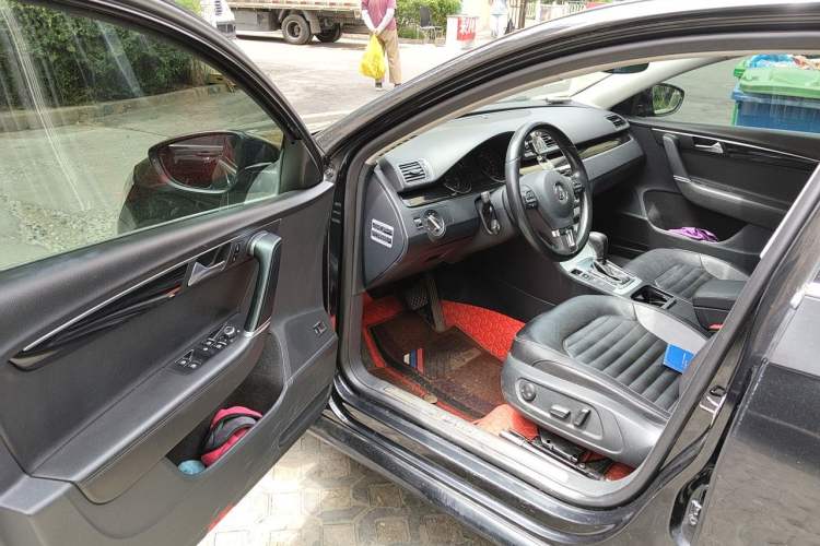Used Volkswagen Magotan 2012 1.8TSI Luxury Model Driver Seat