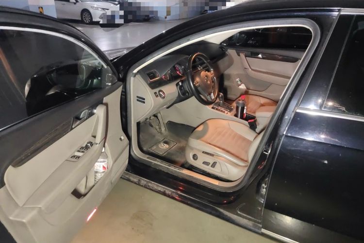 Used Volkswagen Magotan 2012 2.0 TSI Ultimate Edition Driver Seat