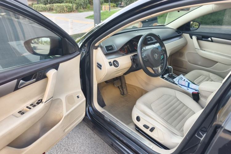Used Volkswagen Magotan 2012 1.8TSI Luxury Model Driver Seat