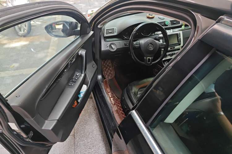 Used Volkswagen Magotan 2012 Revised 1.8TSI Luxury Version Driver Seat
