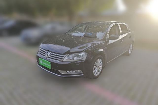 Volkswagen Magotan 2012 Revised 1.8TSI Luxury Version مستعملة