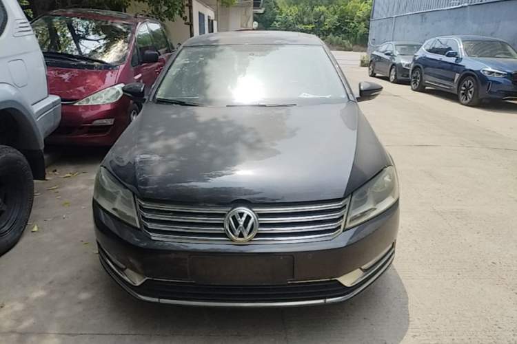 Used Volkswagen Magotan 2012 Revised Version 1.8TSI Leading Edition Front