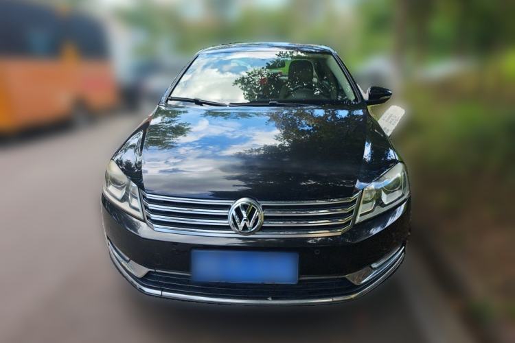Used Volkswagen Magotan 2012 Revised Version 1.8TSI Leading Edition Front