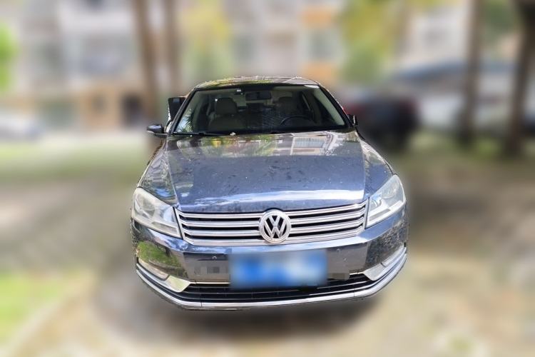 Used Volkswagen Magotan 2012 Revised Version 1.8TSI Leading Edition Front
