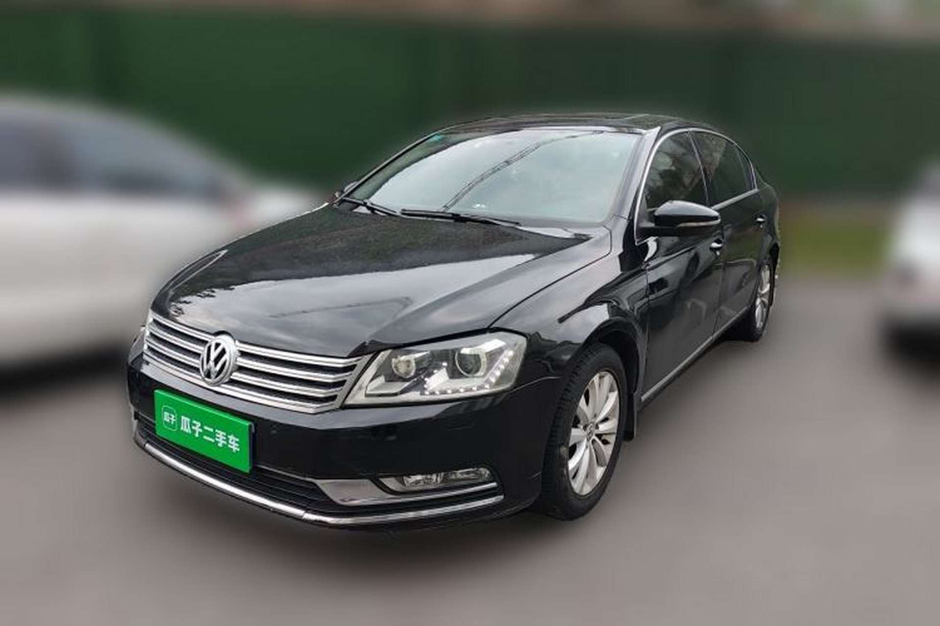 Used Volkswagen Magotan 2012 1.8TSI Luxury Model Front Left 45 Deg