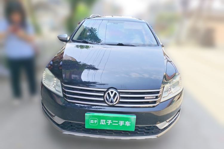 Used Volkswagen Magotan 2012 Travel Edition 2.0 TSI Four-Wheel Drive Luxury Version Front