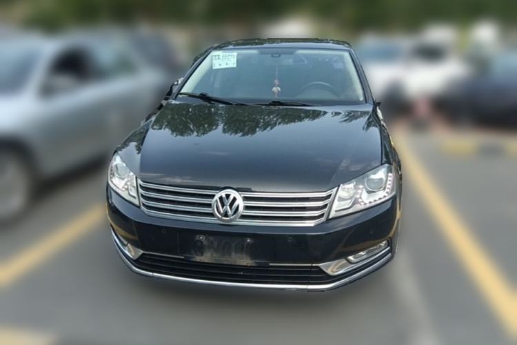 Used Volkswagen Magotan 2012 Facelift 2.0 TSI Prestige Model Front