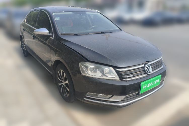 Used Volkswagen Magotan 2012 Facelift 1.8TSI Prestige Model Front Right 45 Deg