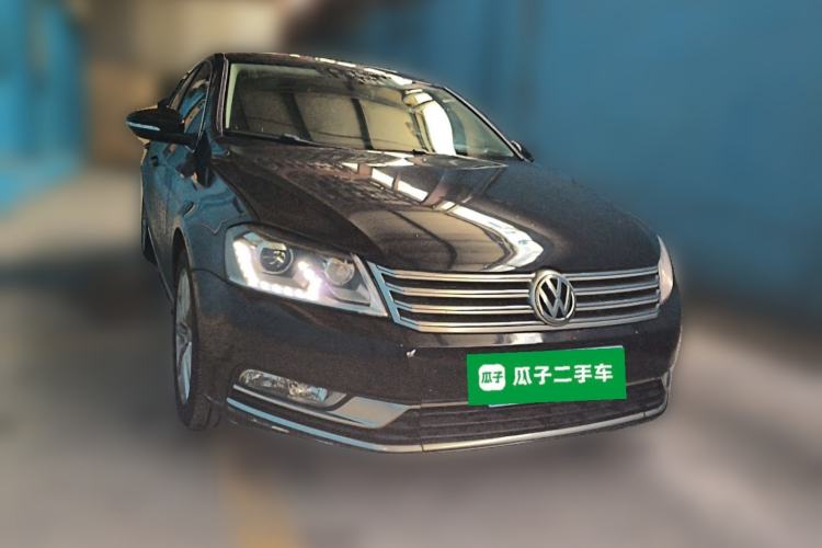 Used Volkswagen Magotan 2012 2.0 TSI Prestige Edition Front Right 45 Deg