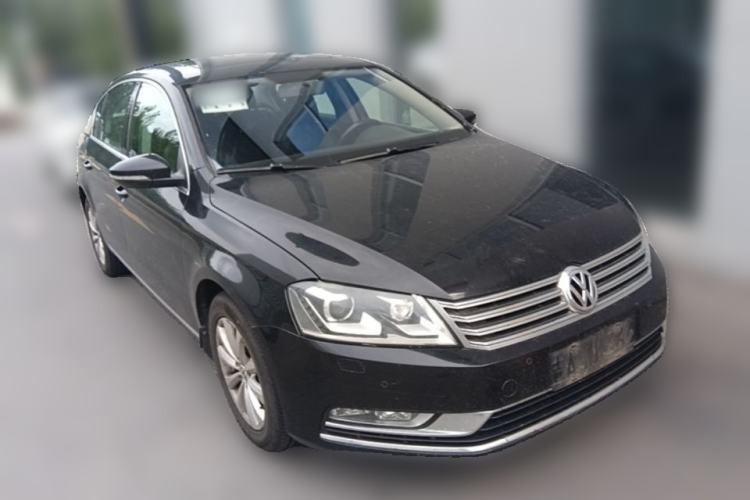Used Volkswagen Magotan 2012 Revised 1.8TSI Luxury Version Front Right 45 Deg