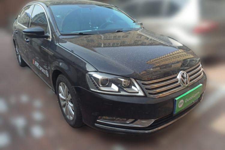 Used Volkswagen Magotan 2012 Revised Version 2.0 TSI Luxury Edition Front Right 45 Deg