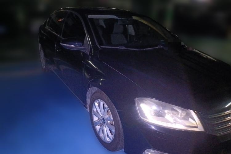 Used Volkswagen Magotan 2012 Revised 1.8TSI Luxury Version Front Right 45 Deg