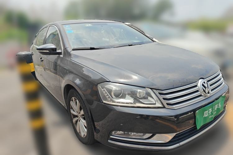 Used Volkswagen Magotan 2012 Revised Version 1.8TSI Leading Edition Front Right 45 Deg