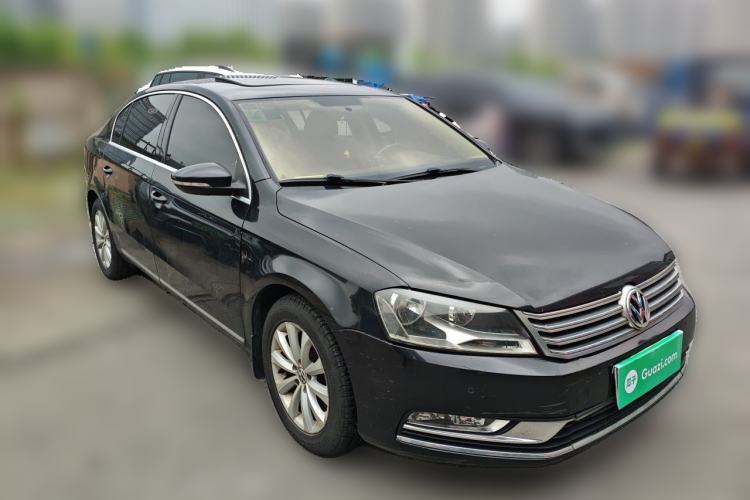 Used Volkswagen Magotan 2012 Revised Version 1.8TSI Leading Edition Front Right 45 Deg