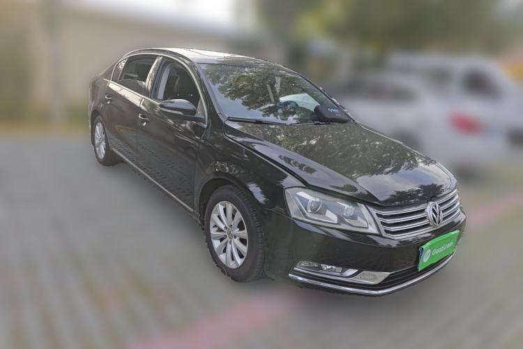 Used Volkswagen Magotan 2012 Revised 1.8TSI Luxury Version Front Right 45 Deg