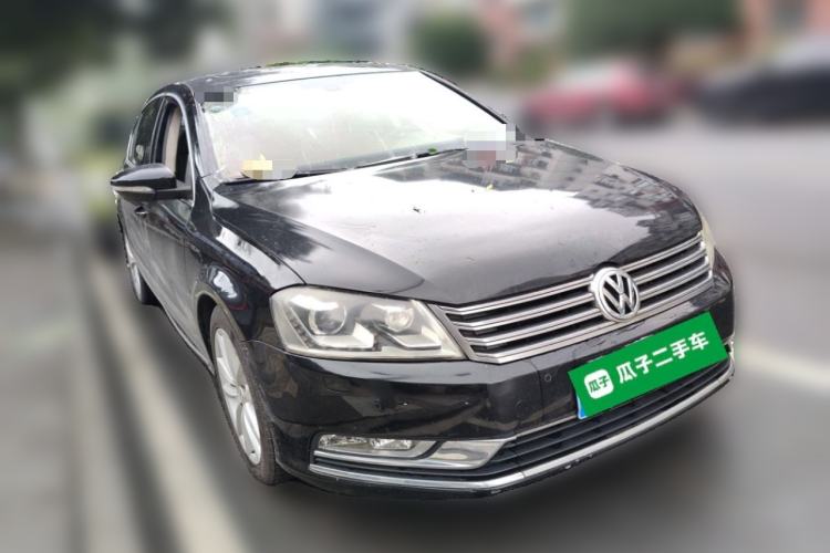 Used Volkswagen Magotan 2012 Facelift 2.0 TSI Prestige Model Front Right 45 Deg