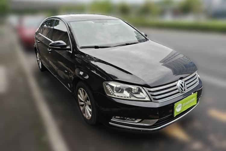 Used Volkswagen Magotan 2012 Revised 1.8TSI Luxury Version Front Right 45 Deg
