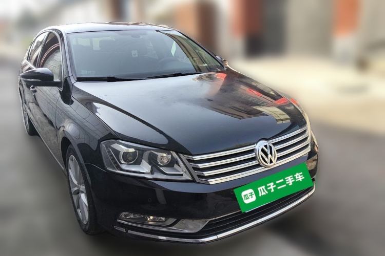 Used Volkswagen Magotan 2012 Revised Version 2.0 TSI Supreme Edition Front Right 45 Deg