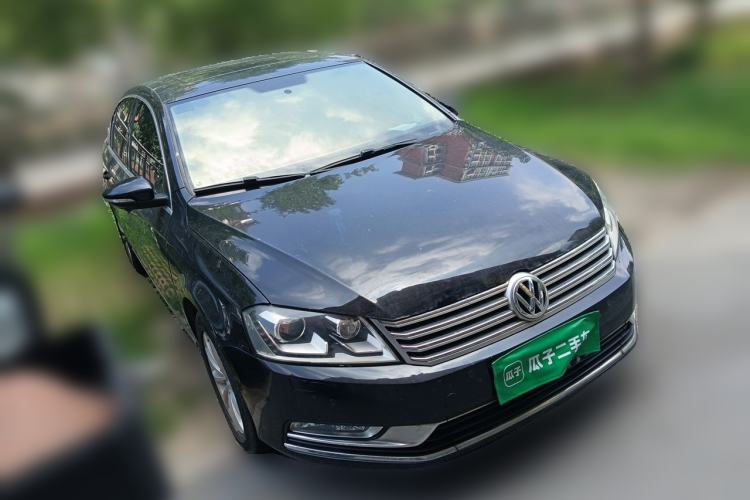 Used Volkswagen Magotan 2012 Revised 1.8TSI Luxury Version Front Right 45 Deg
