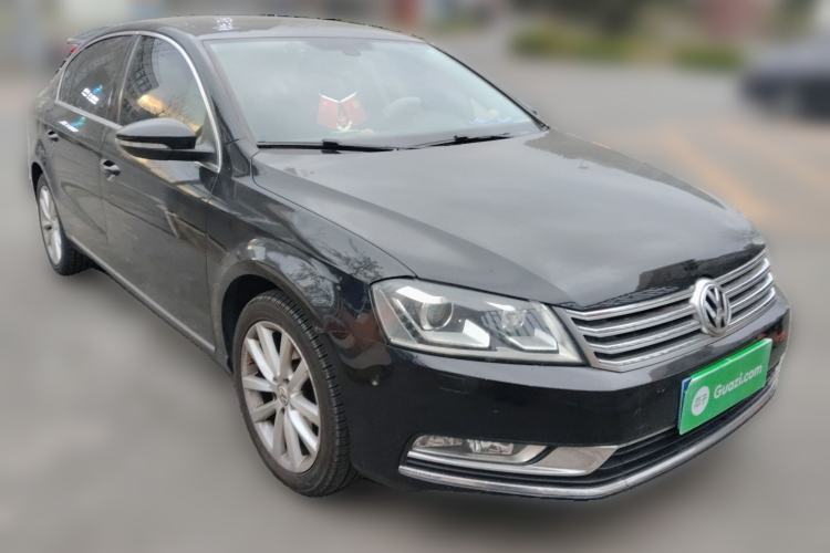 Used Volkswagen Magotan 2012 Facelift 1.8TSI Prestige Model Front Right 45 Deg
