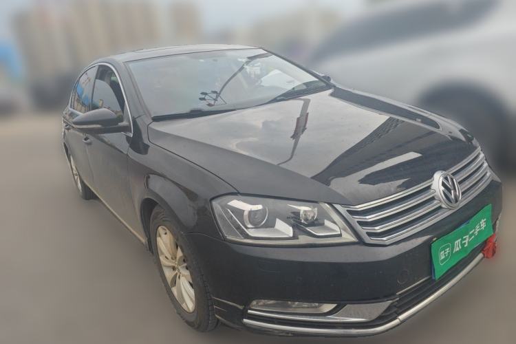 Used Volkswagen Magotan 2012 1.8TSI Luxury Model Front Right 45 Deg