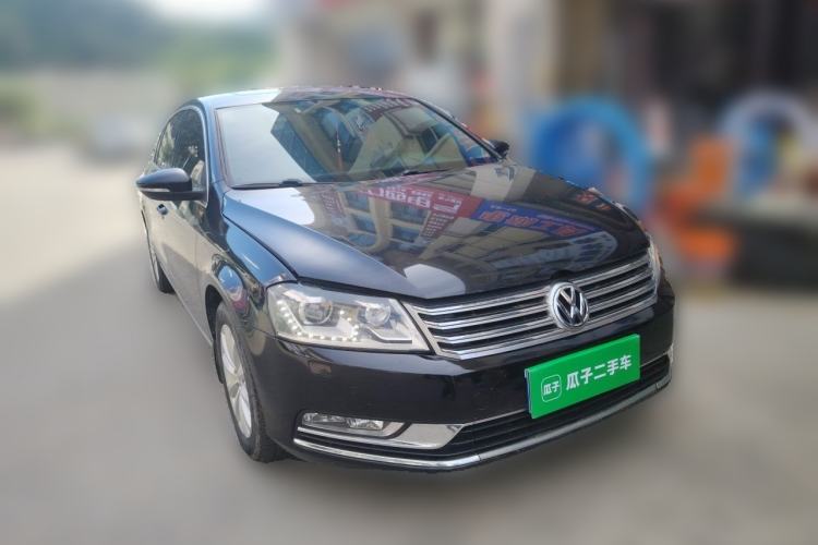 Used Volkswagen Magotan 2012 Revised 1.8TSI Luxury Version Front Right 45 Deg