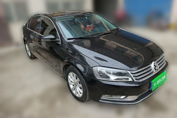 Used Volkswagen Magotan 2012 Revised Version 1.8TSI Leading Edition Front Right 45 Deg