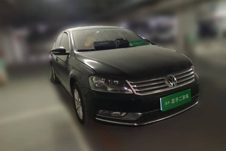 Used Volkswagen Magotan 2012 Revised Version 1.8TSI Leading Edition Front Right 45 Deg