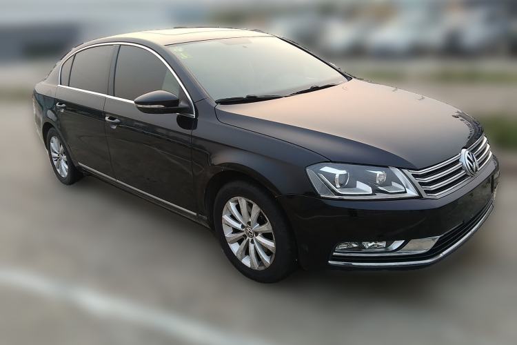 Used Volkswagen Magotan 2012 Revised 1.8TSI Luxury Version Front Right 45 Deg