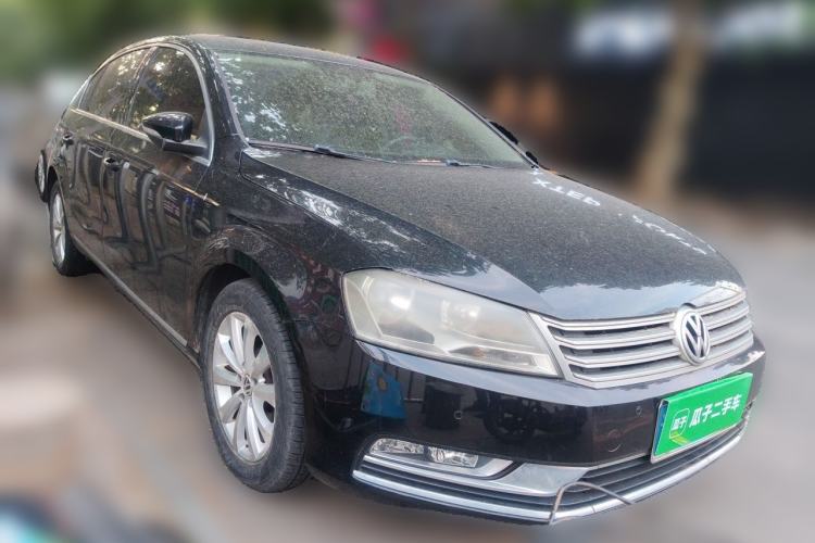 Used Volkswagen Magotan 2012 1.4TSI Luxury Model Front Right 45 Deg