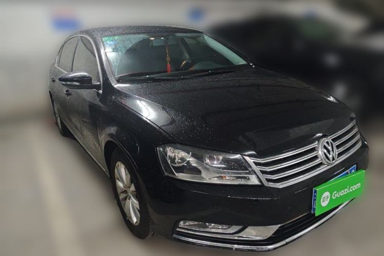 Used Volkswagen Magotan 2012 Revised Version 1.8TSI Leading Edition Front Right 45 Deg