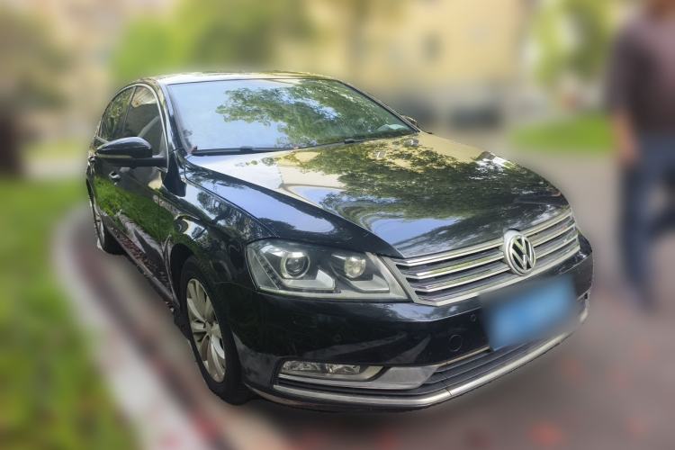 Used Volkswagen Magotan 2012 Revised 1.8TSI Luxury Version Front Right 45 Deg