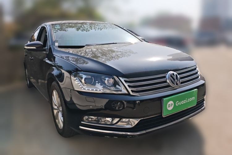 Used Volkswagen Magotan 2012 Revised 1.8TSI Luxury Version Front Right 45 Deg
