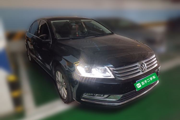 Used Volkswagen Magotan 2012 1.8TSI Prestige Model Front Right 45 Deg