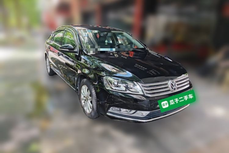 Used Volkswagen Magotan 2012 Revised 1.8TSI Luxury Version Front Right 45 Deg