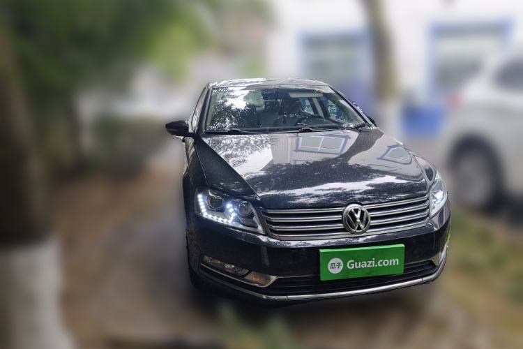Used Volkswagen Magotan 2012 Revised Version 1.8TSI Leading Edition Front Right 45 Deg