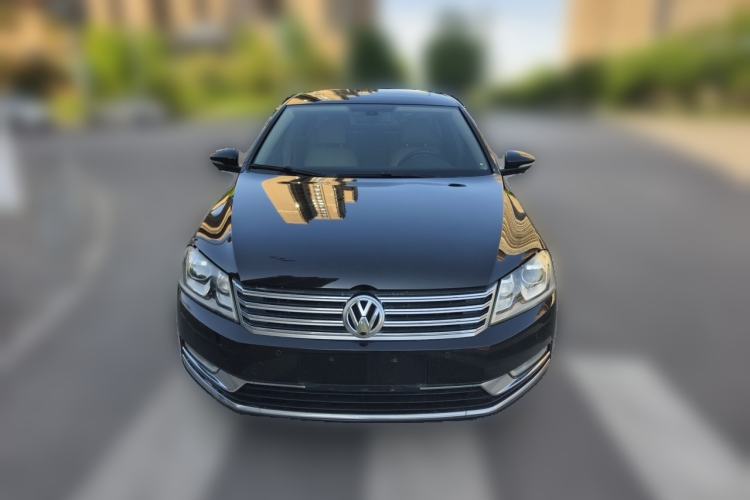 Used Volkswagen Magotan 2012 1.8TSI Luxury Model Front