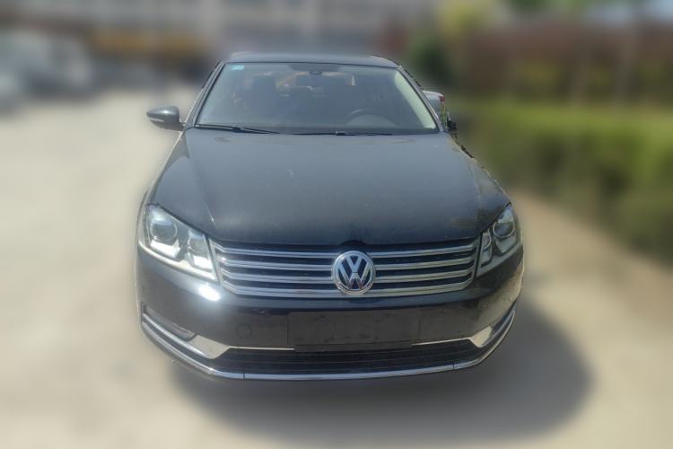 Used Volkswagen Magotan 2012 Facelift 2.0 TSI Prestige Model Front