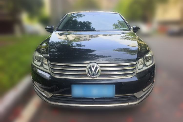 Used Volkswagen Magotan 2012 Revised 1.8TSI Luxury Version Front