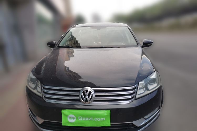 Used Volkswagen Magotan 2012 Revised Version 2.0 TSI Luxury Edition Front