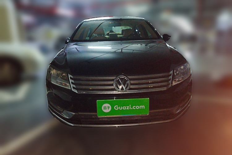 Used Volkswagen Magotan 2012 Revised Version 1.8TSI Leading Edition Front