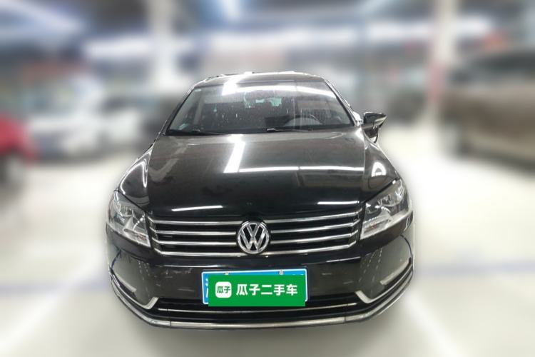 Used Volkswagen Magotan 2012 Travel Edition 2.0 TSI Comfort Version Front