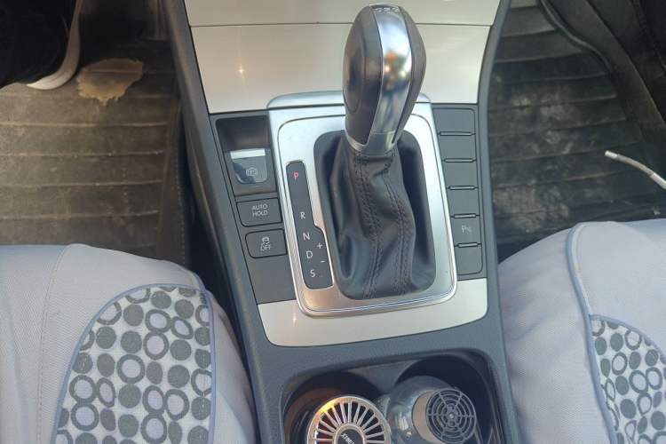 Used Volkswagen Magotan 2012 Revised 1.8TSI Luxury Version Gear Lever